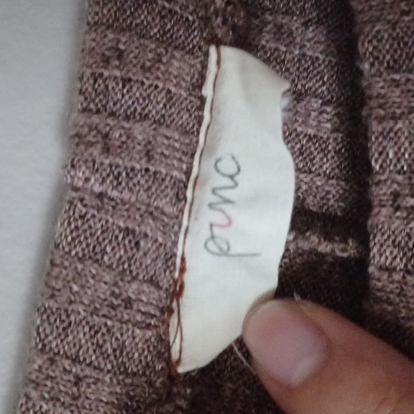 Pinc Brown cold shoulder dress - Picture 2 of 2